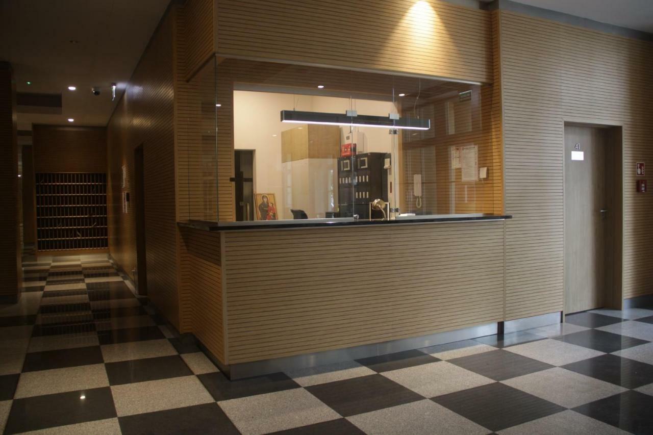 Hostel Dom Pomocy Studentom Varšava Exteriér fotografie